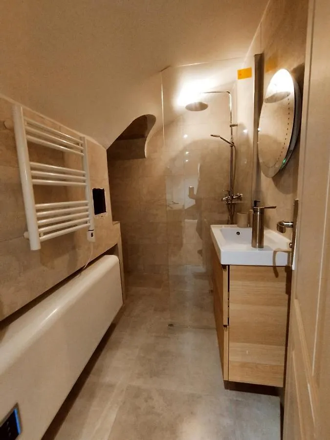 Beautiful Triplex In The Center Of Paris Apartment 0*,