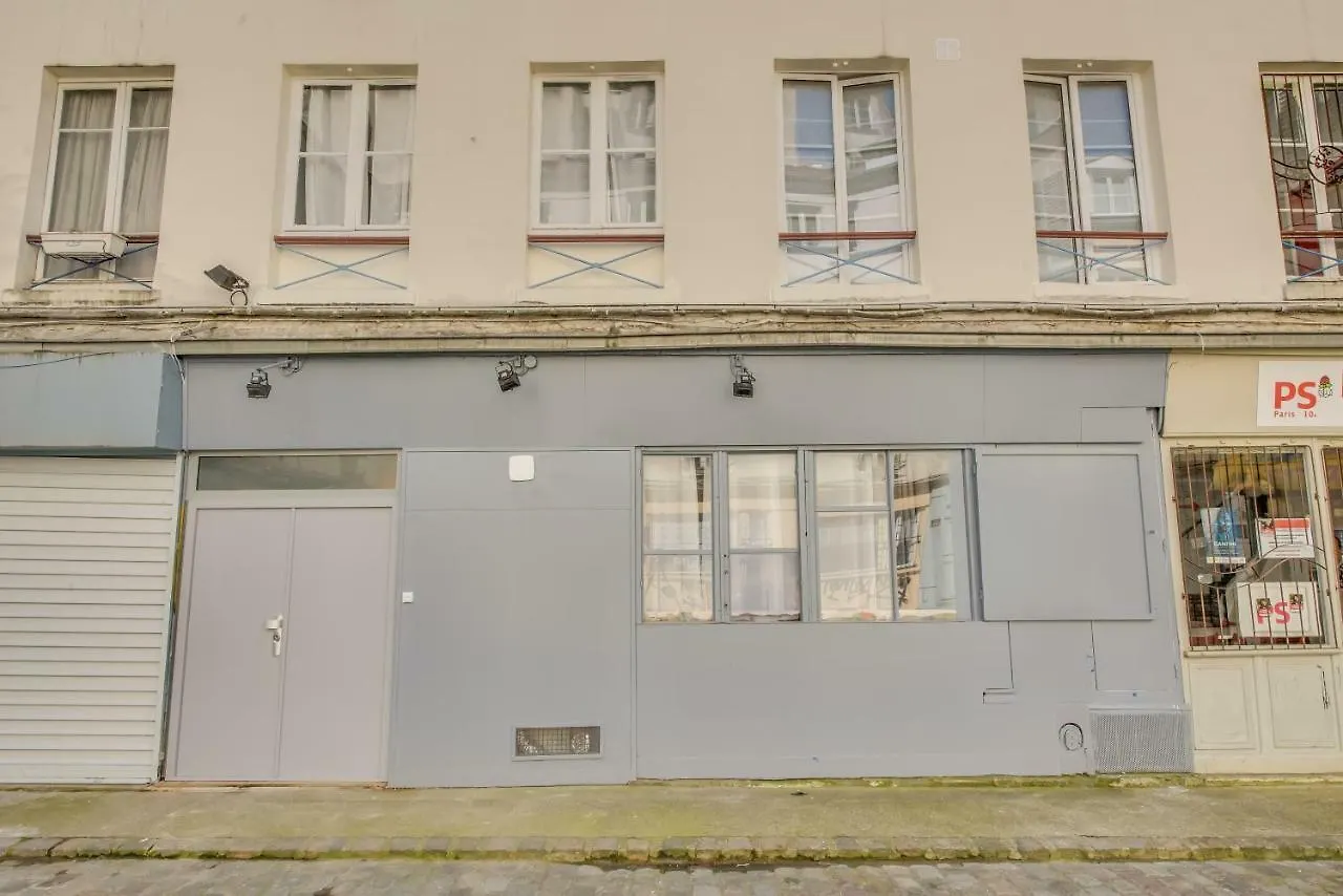 Beautiful Triplex In The Center Of Paris Apartment